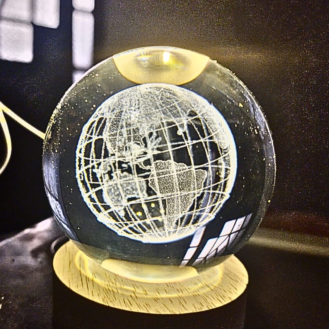 ⭐ Lampara Led Bola De Cristal Base de Madera